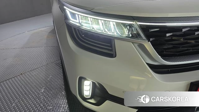 Kia Seltos id 4458015 из Кореи 14
