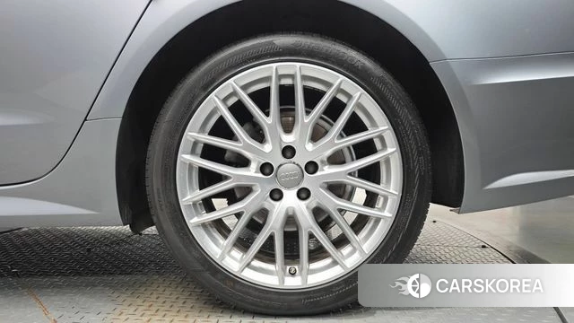 Audi New A6 id 4477550 из Кореи 14