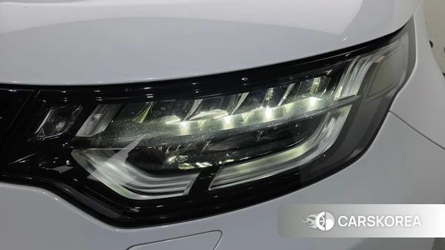 Land Rover Discovery 5 id 4187654 из Кореи 14