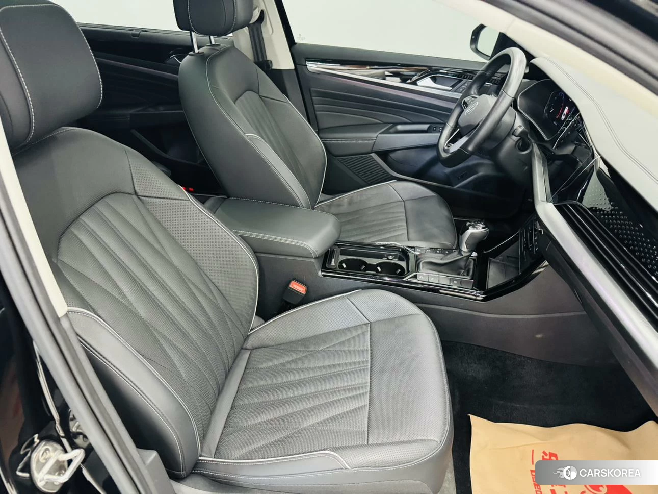 Volkswagen Passat id 4505039 из Китая 14