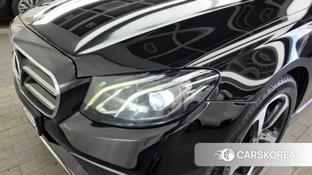 Mercedes-Benz E-Class W213 id 4557359 из Кореи 14