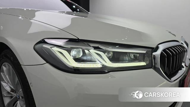 BMW 5 Series (G30) id 4872585 из Кореи 14