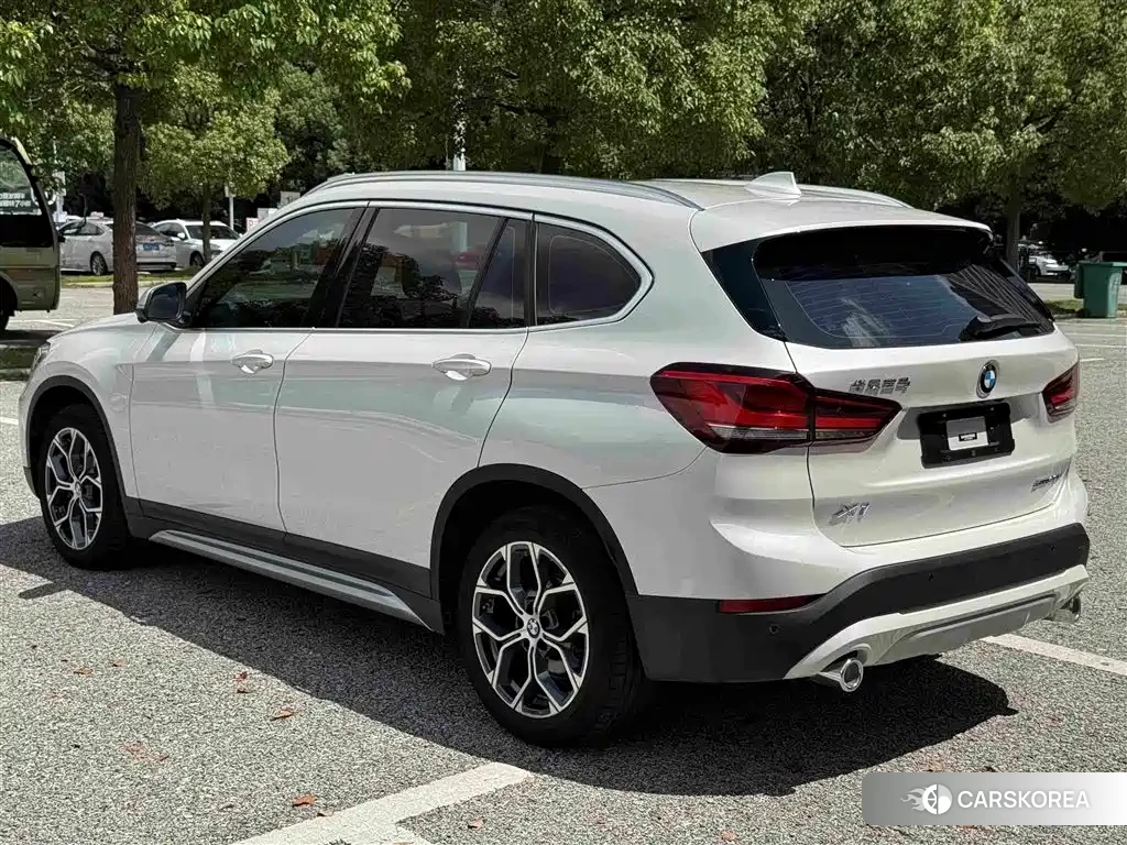 BMW X1 id 4681229 из Китая 15
