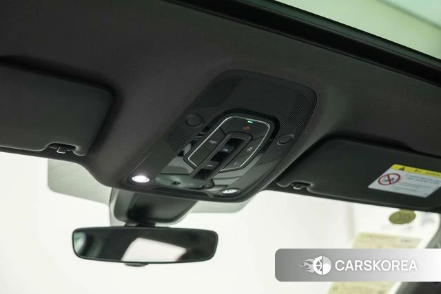 Audi Q5L id 3983370 из Китая 14