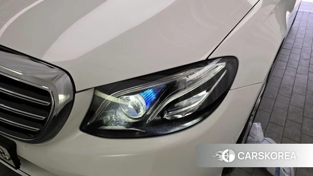 Mercedes-Benz E-Class W213 id 4245293 из Кореи 14