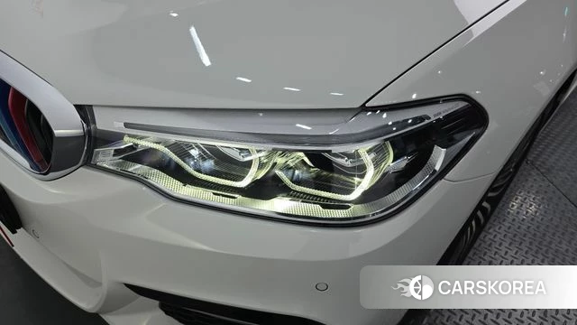 BMW 5 Series (G30) id 4770151 из Кореи 14