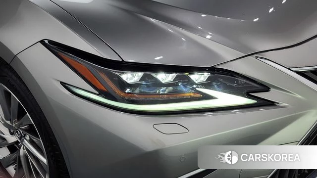 Lexus ES300h 7th generation id 4410934 из Кореи 14