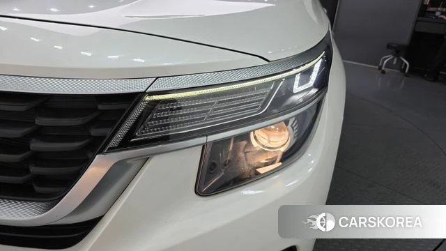 Kia Seltos id 4402789 из Кореи 14