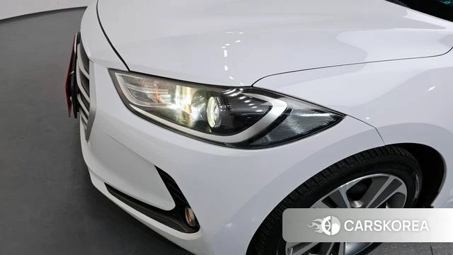 Hyundai Avante AD id 4363379 из Кореи 14