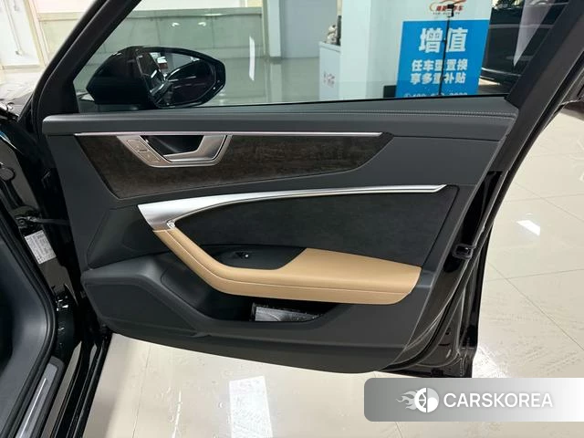 Audi A6L id 4279246 из Китая 14