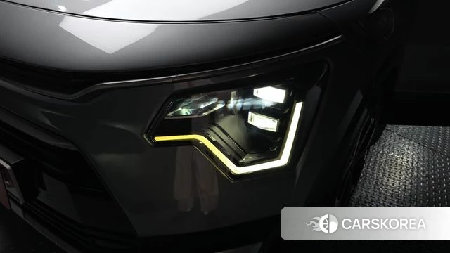 Kia Di Ol Nu Niro id 4936271 из Кореи 14