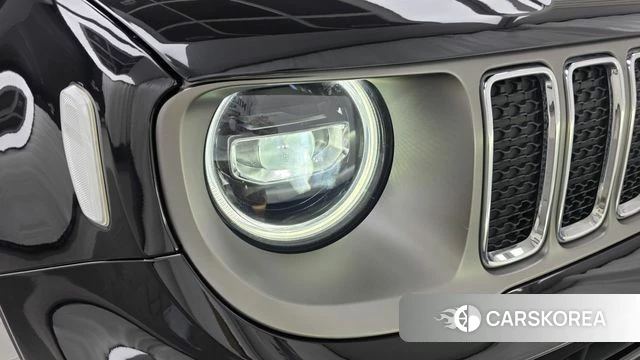 Jeep Renegade id 4759631 из Кореи 14