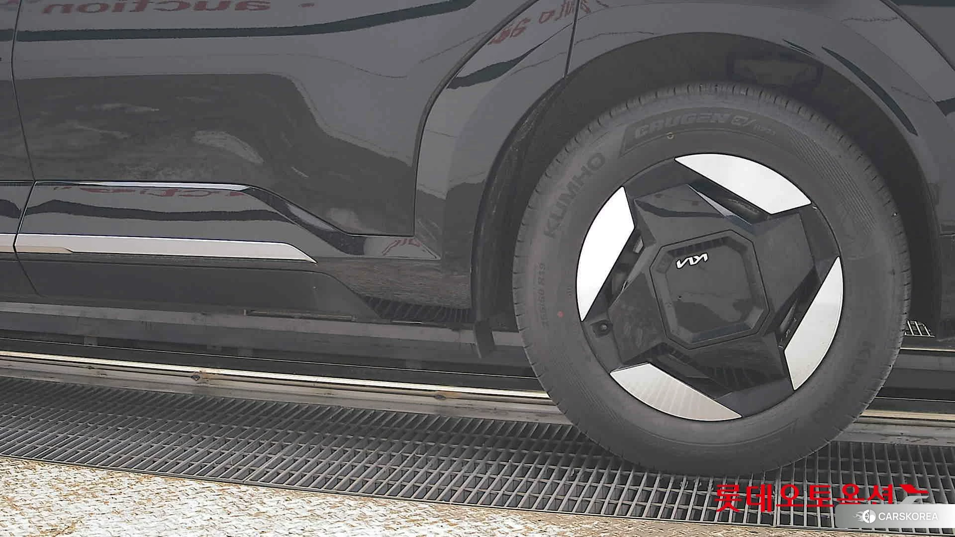 Kia EV9 id 3888388 из Кореи 14