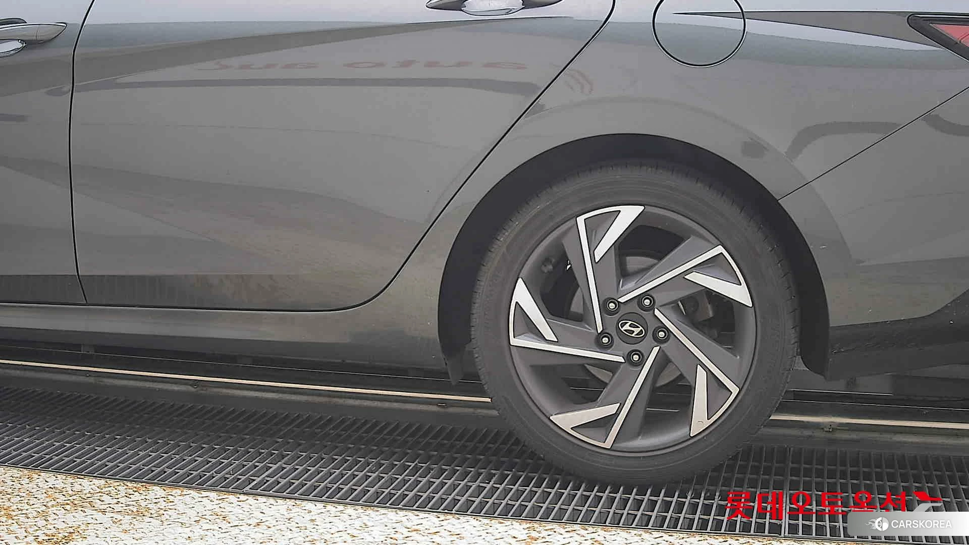 Hyundai Avante id 4902492 из Кореи 14