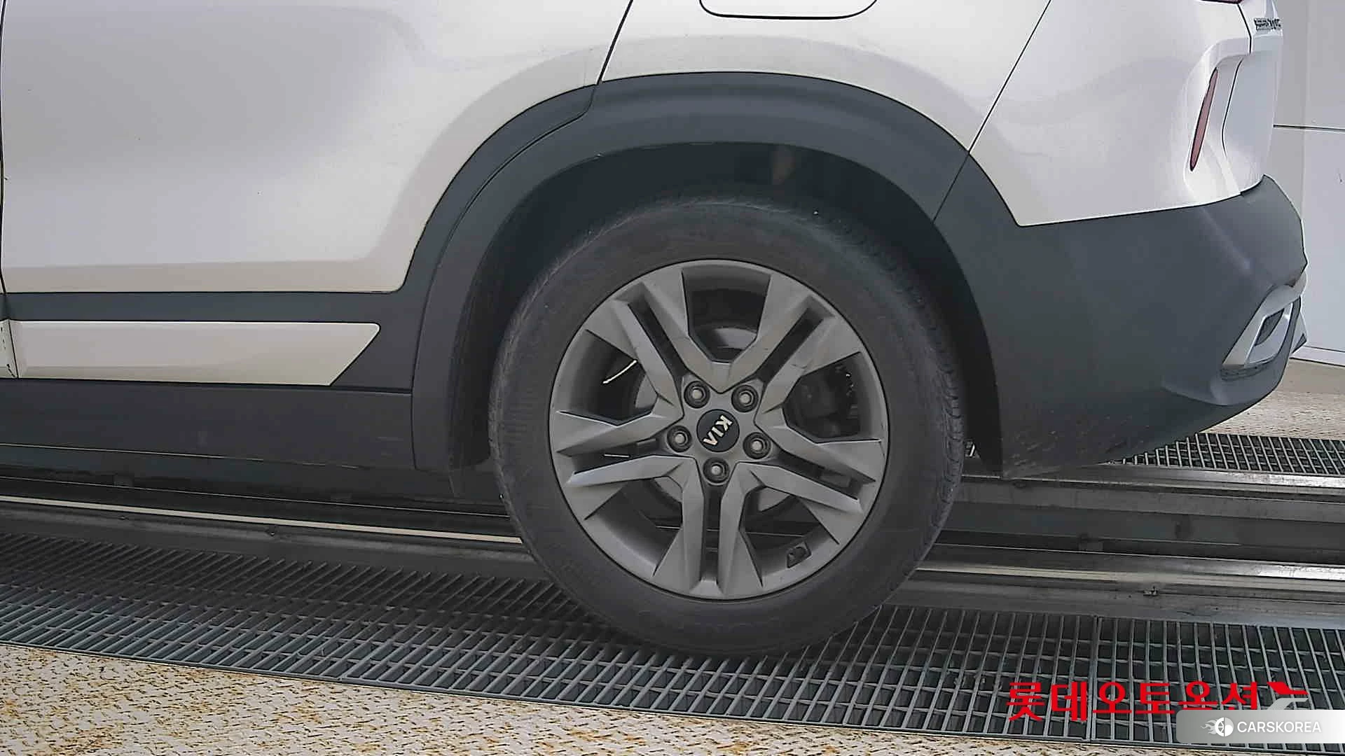 Kia Seltos id 4504350 из Кореи 14