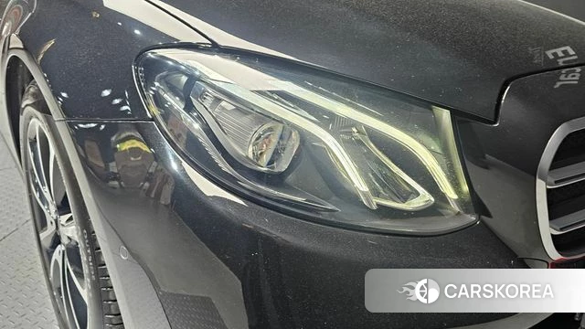 Mercedes-Benz E-Class W213 id 4196444 из Кореи 14