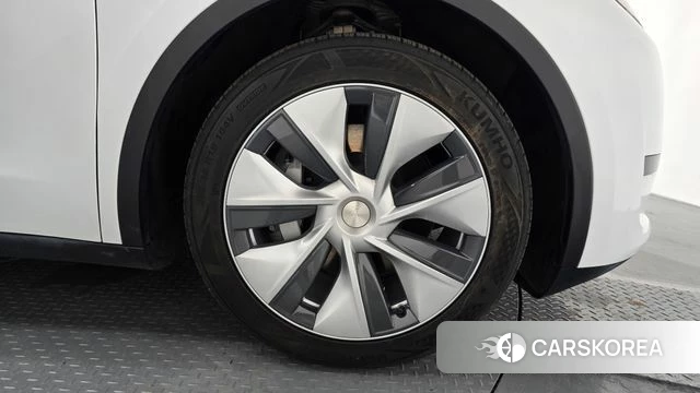 Tesla Model Y id 4579277 из Кореи 14