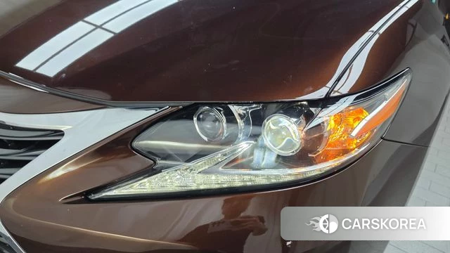 Lexus New ES300h id 4251292 из Кореи 14