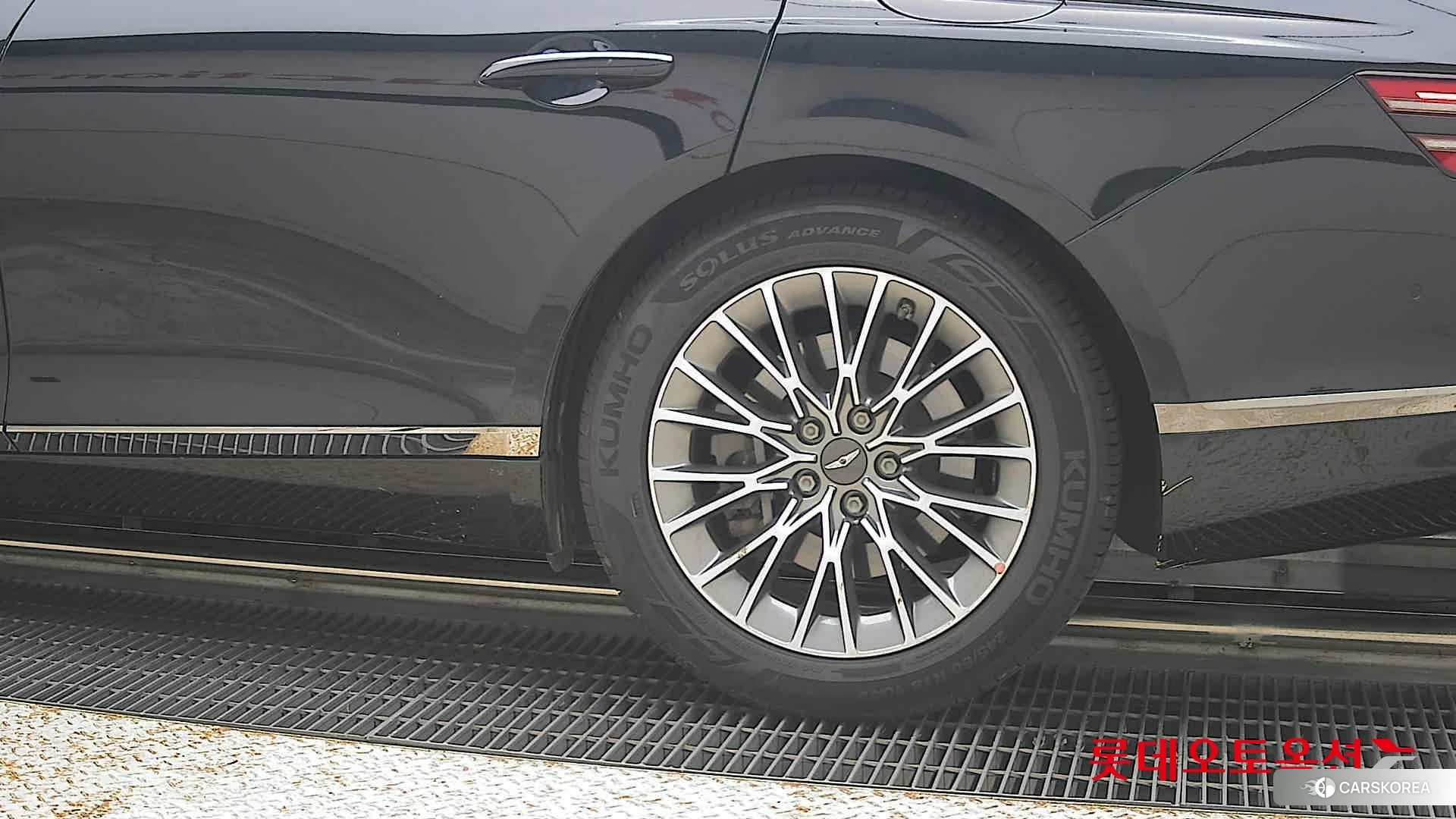 Hyundai G80 id 4679294 из Кореи 14