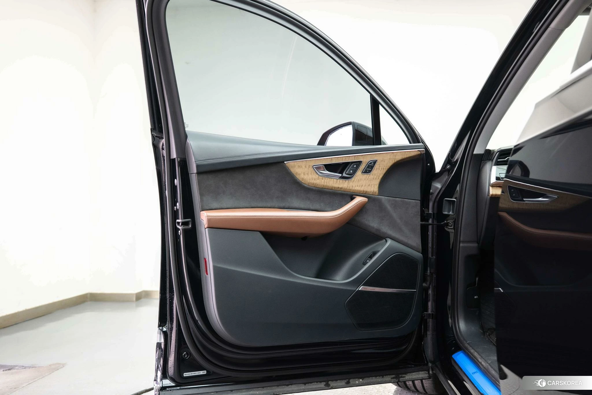 Audi Q7 id 4486567 из Китая 14