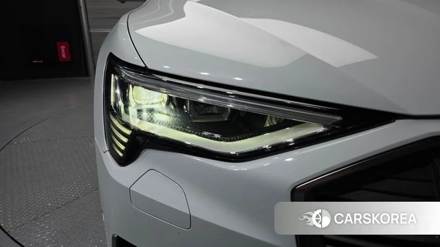 Audi e-Tron id 4463753 из Кореи 14