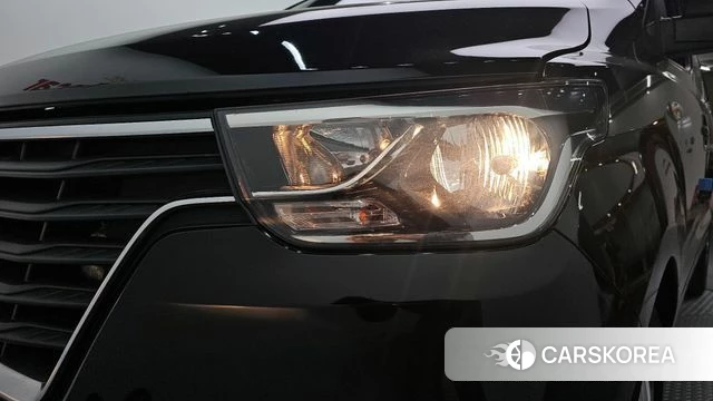 Hyundai The New Grand Starex id 4285844 из Кореи 14