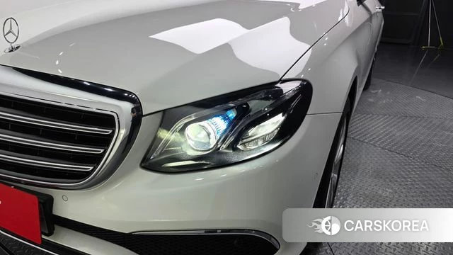 Mercedes-Benz E-Class W213 id 4424638 из Кореи 14
