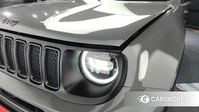 Jeep Renegade id 4376560 из Кореи 14