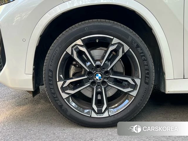 BMW X1 id 4333860 из Китая 14