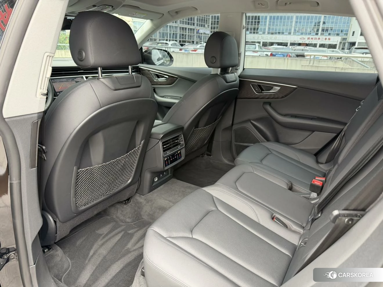 Audi Q8 id 4461864 из Китая 14