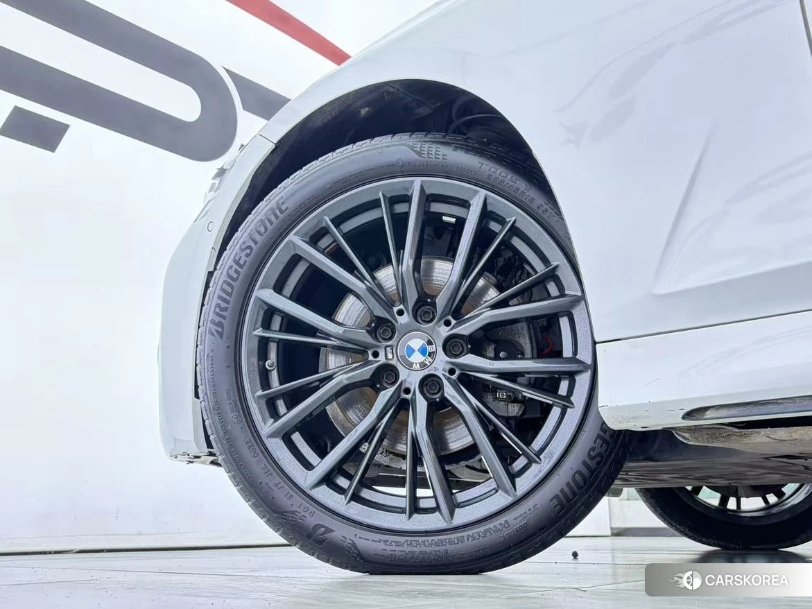 BMW 3 series id 4510937 из Китая 14