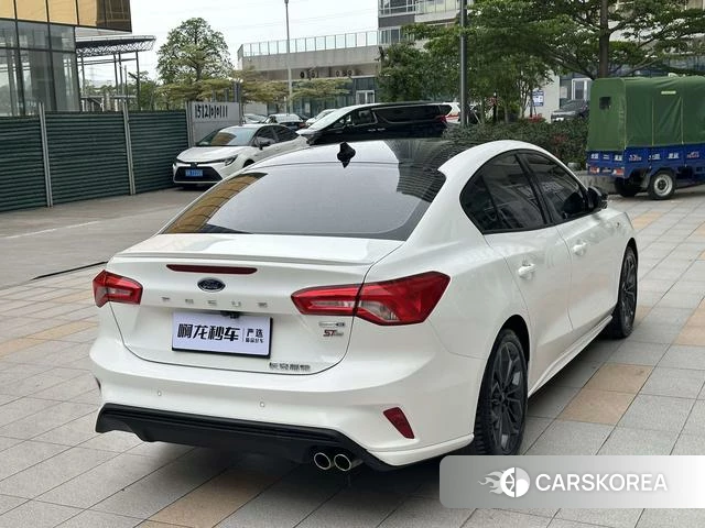 Ford Fox id 4221452 из Китая 14