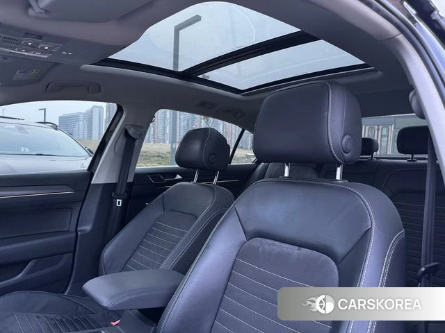 Volkswagen Magotan id 4273271 из Китая 14