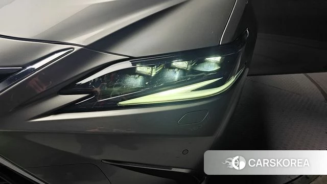 Lexus ES300h 7th generation id 4248816 из Кореи 14