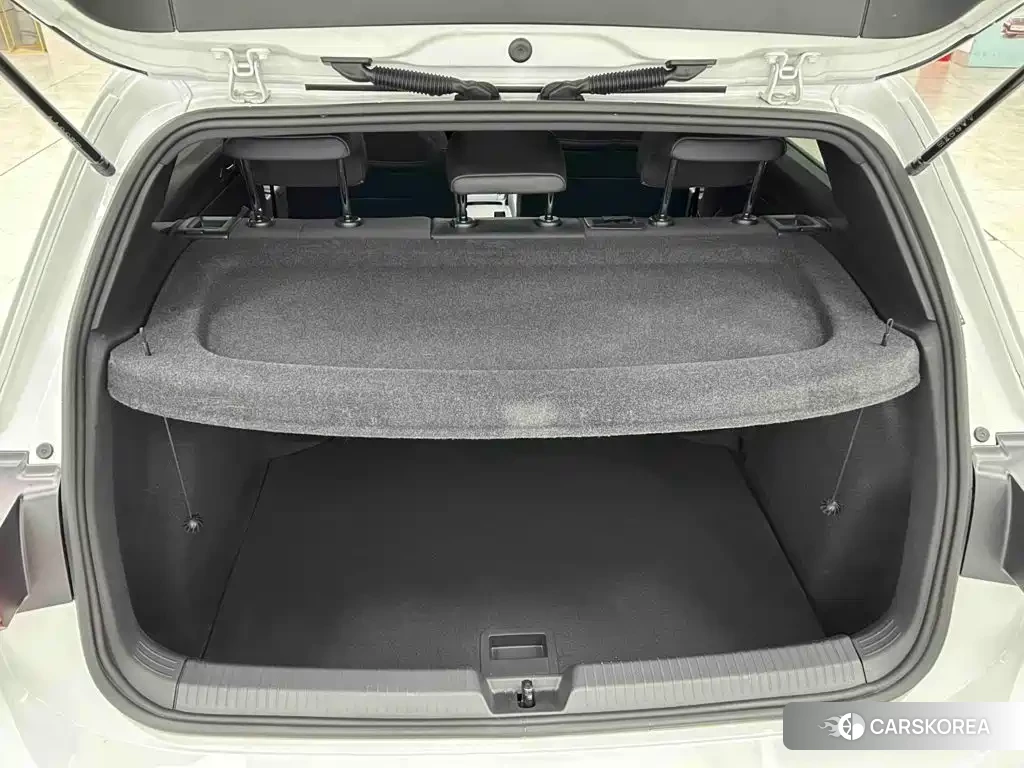 Volkswagen Golf id 4664484 из Китая 14