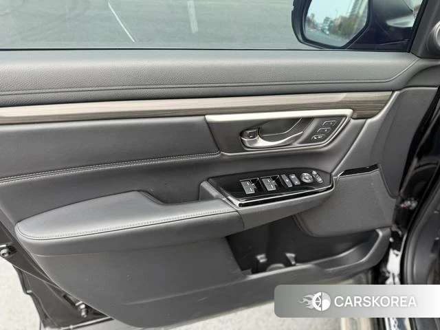 Honda CR-V PHEV id 4274677 из Китая 14