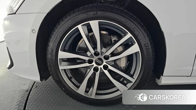 Audi A6 (C8) id 4322803 из Кореи 14