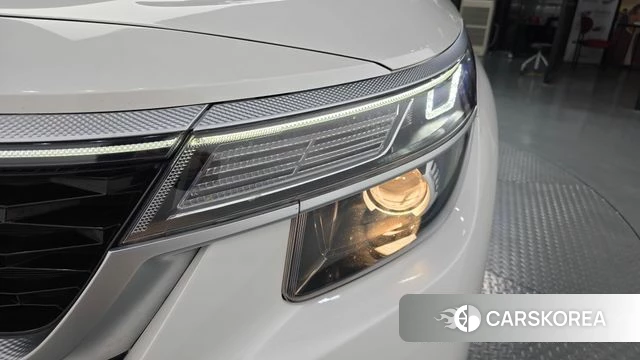 Kia Seltos id 4429432 из Кореи 14