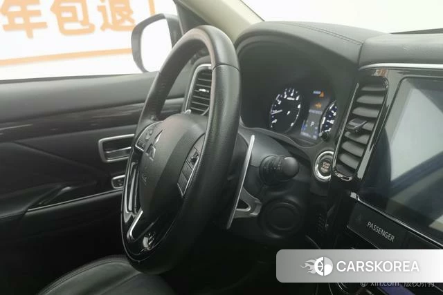 Mitsubishi  Outlander id 4210094 из Китая 14