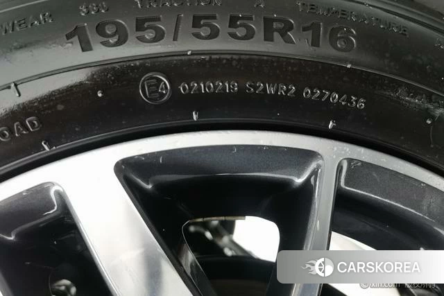Geely Automobile Emgrand id 4210539 из Китая 14