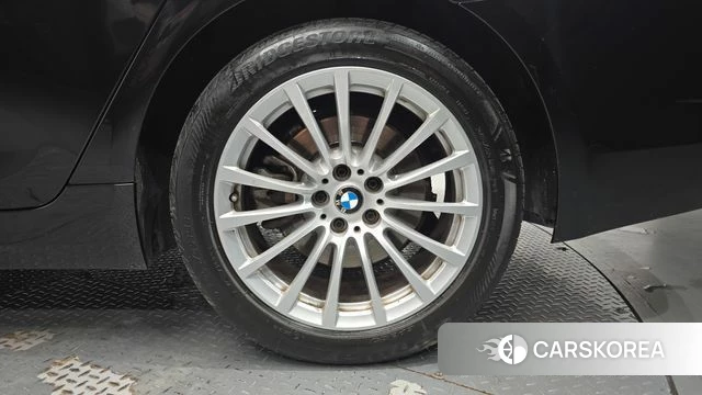 BMW 5 Series (G30) id 4459133 из Кореи 14