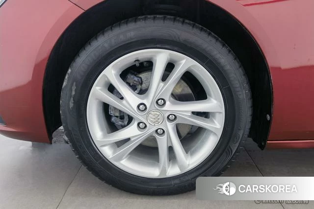 Buick Regal id 4253560 из Китая 14