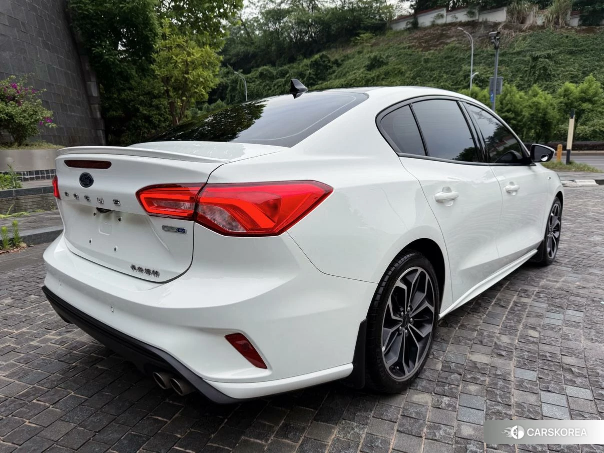 Ford Fox id 4407625 из Китая 14