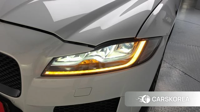Jaguar XF (X260) id 4396804 из Кореи 14