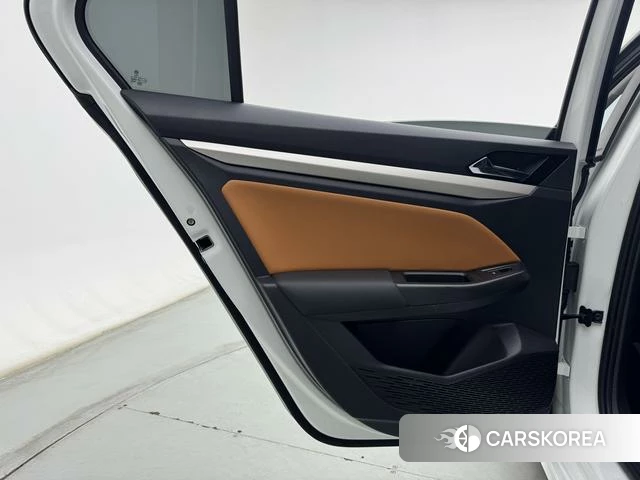 Volkswagen Bora id 4258585 из Китая 14