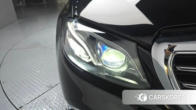 Mercedes-Benz E-Class W213 id 4371501 из Кореи 14