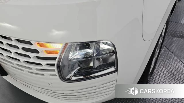 Hyundai Staria id 4904373 из Кореи 14