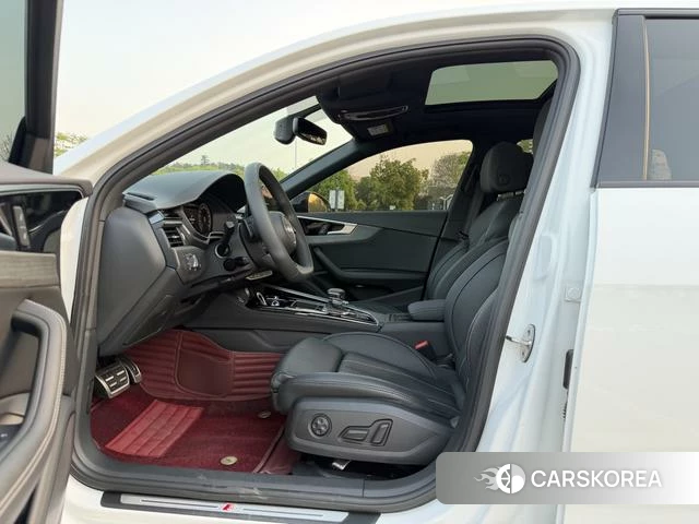 Audi A4L id 3983336 из Китая 14