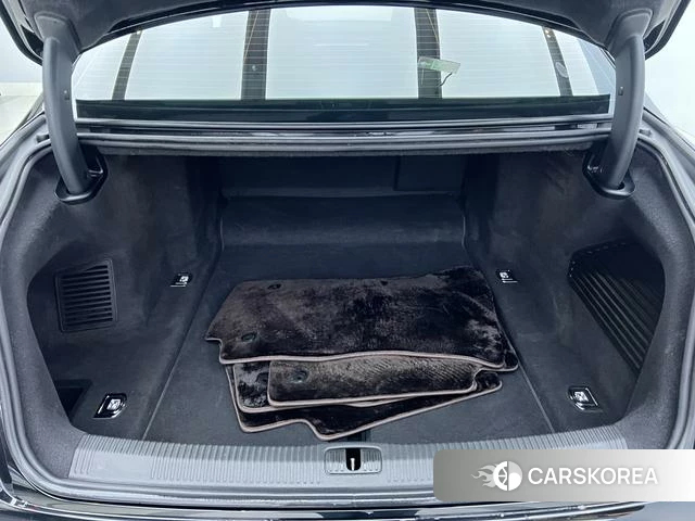 Audi A8 id 4214557 из Китая 14