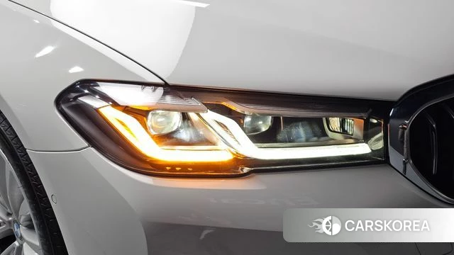 BMW 5 Series (G30) id 4651417 из Кореи 14